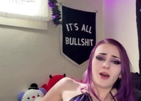 Solo pussy toying redhead sexy close up masturbation action