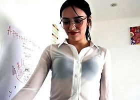 Hanncitaa, the Eighteen-Year-Old Mexican Student, Bookworm and Slightly Promiscuous, Begs