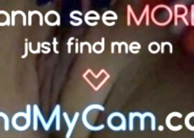 Teen TonniaTaylor Fingers Her Pussy On Webcam Solo