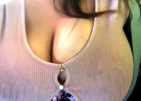 Wet tattooed raven babe Sahron with big boobs masturbates
