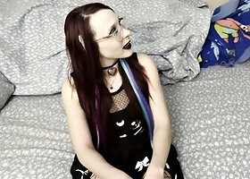EmoDream1998 Ditches Twitch for Big Cock Pounding Videos