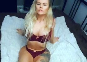 Ex wifey blonde homemade solo masturbation fun
