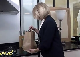 Julie Holly - French Mature Analyzed & Creampied