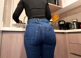 Cumming All Over My Maidu2019s in Tight Jeans While She Washes Dishes in the Kitchen